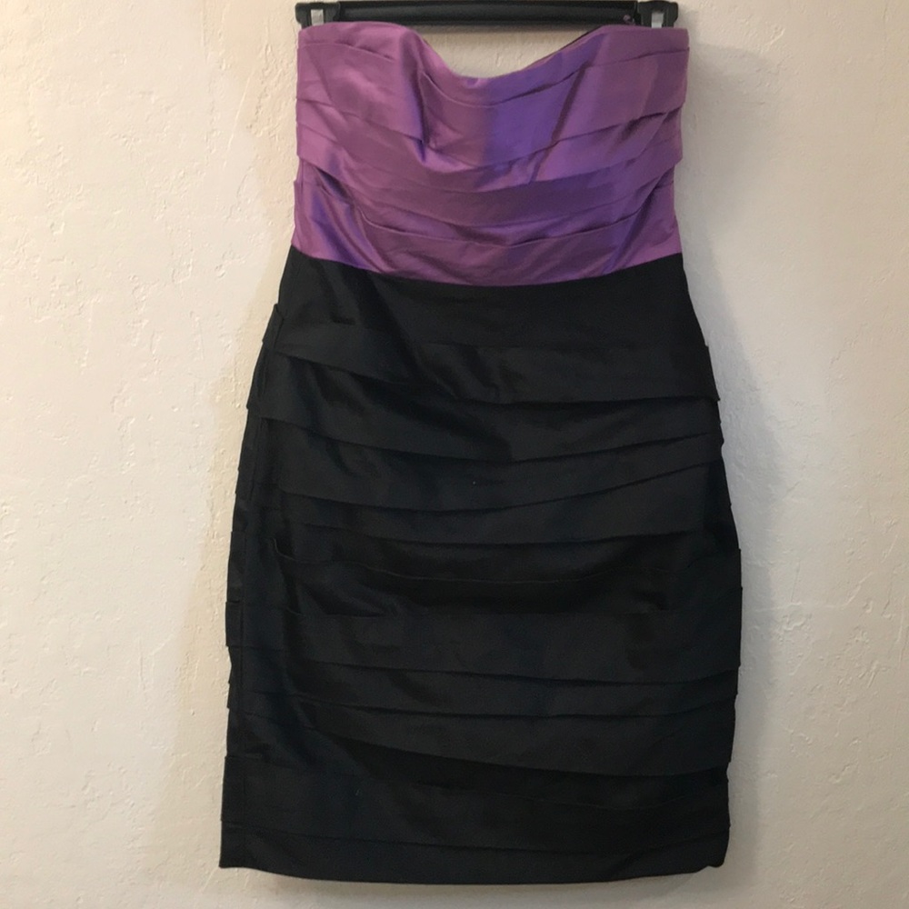 Strapless cocktail knee length dress.  Satin - Picture 4 of 4